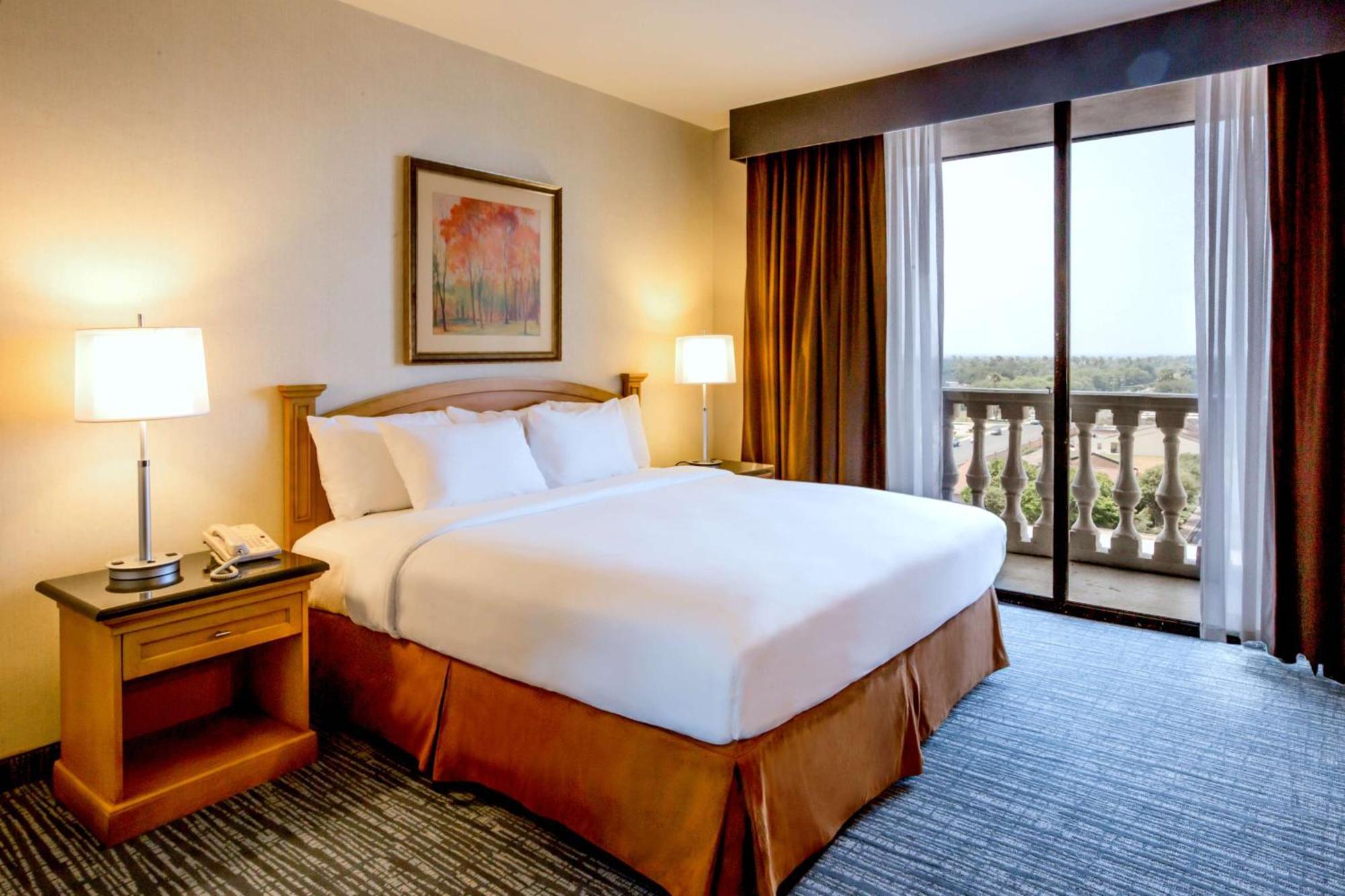 Doubletree By Hilton Mcallen Exterior foto
