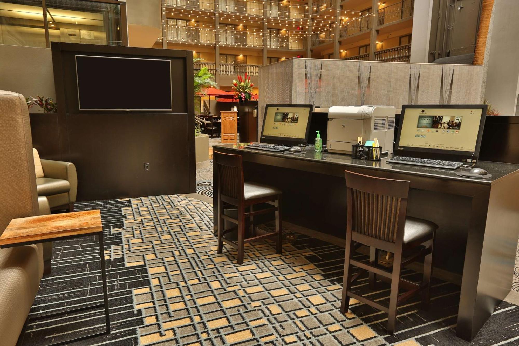 Doubletree By Hilton Mcallen Exterior foto