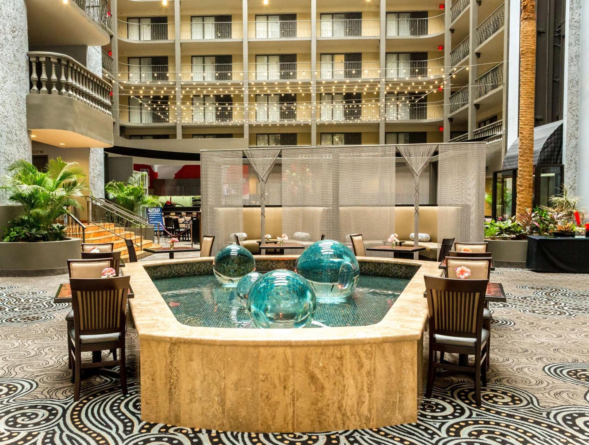 Doubletree By Hilton Mcallen Exterior foto